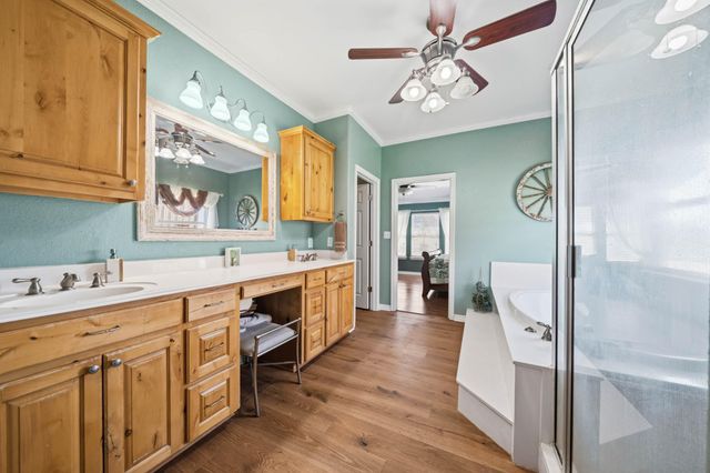 3713 County Road 386, Marquez, TX 77865