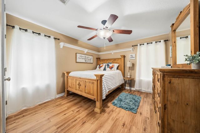 3713 County Road 386, Marquez, TX 77865