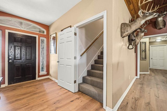 3713 County Road 386, Marquez, TX 77865