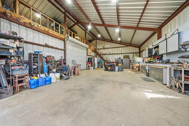 3713 County Road 386, Marquez, TX 77865