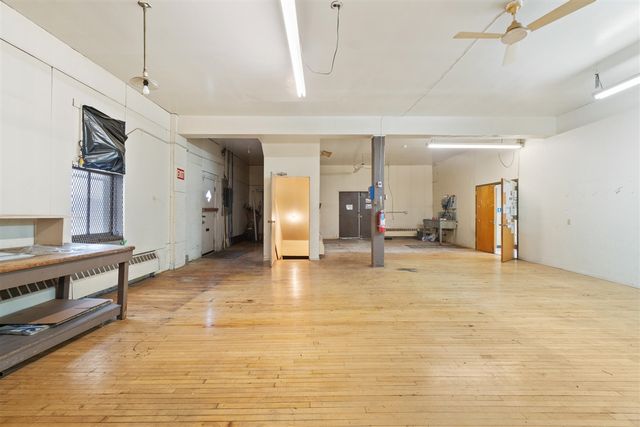 132 W Pearl Street, Jackson, MI 49201