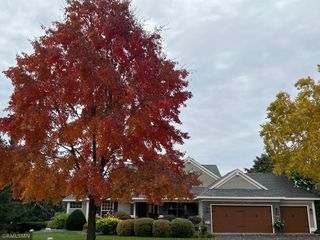 3304 Nathaniel Court, Vadnais Heights, MN 55127