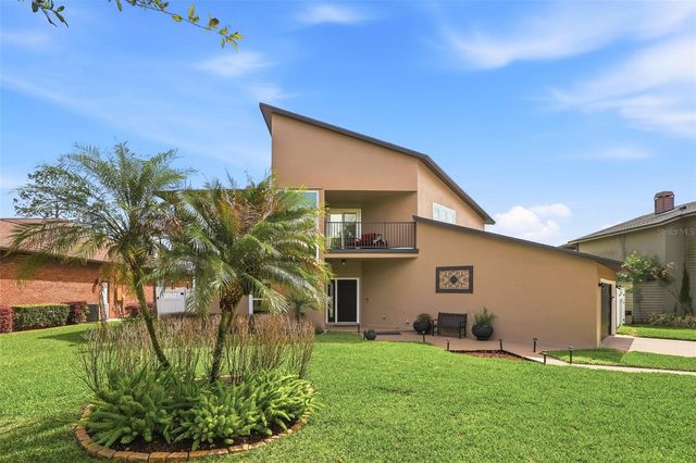 381 PRAIRIE LAKE COVE, Altamonte Springs, FL 32701