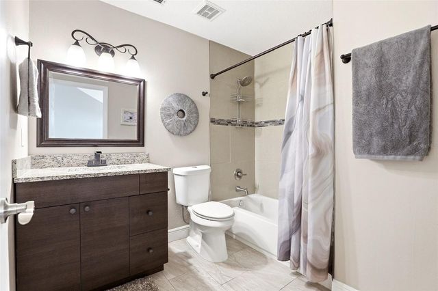 381 PRAIRIE LAKE COVE, Altamonte Springs, FL 32701