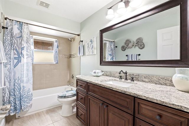 381 PRAIRIE LAKE COVE, Altamonte Springs, FL 32701