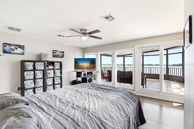 381 PRAIRIE LAKE COVE, Altamonte Springs, FL 32701