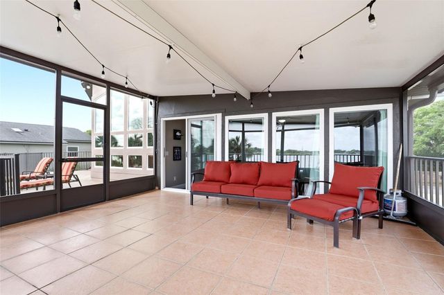 381 PRAIRIE LAKE COVE, Altamonte Springs, FL 32701