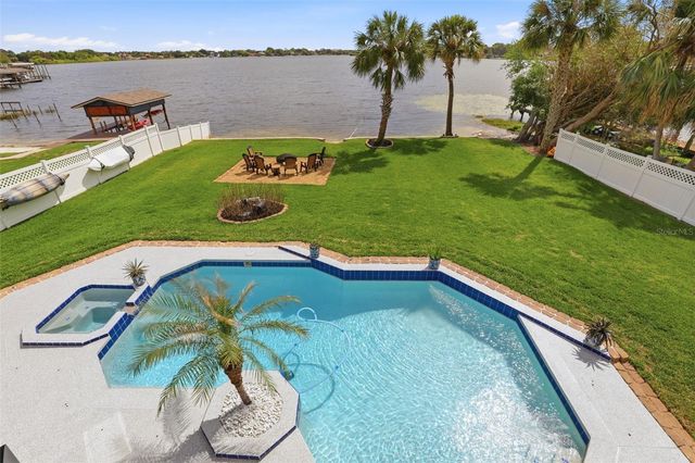 381 PRAIRIE LAKE COVE, Altamonte Springs, FL 32701