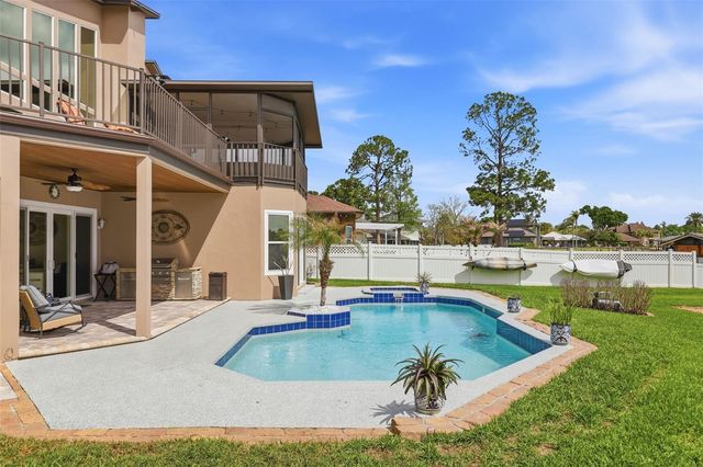 381 PRAIRIE LAKE COVE, Altamonte Springs, FL 32701
