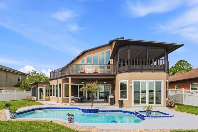 381 PRAIRIE LAKE COVE, Altamonte Springs, FL 32701