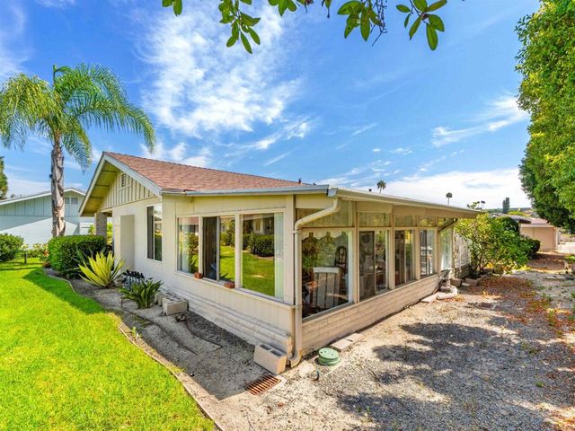 3615 Vista Bella 16, Oceanside, CA 92057