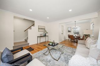 695 Graefield, Birmingham, MI 48009