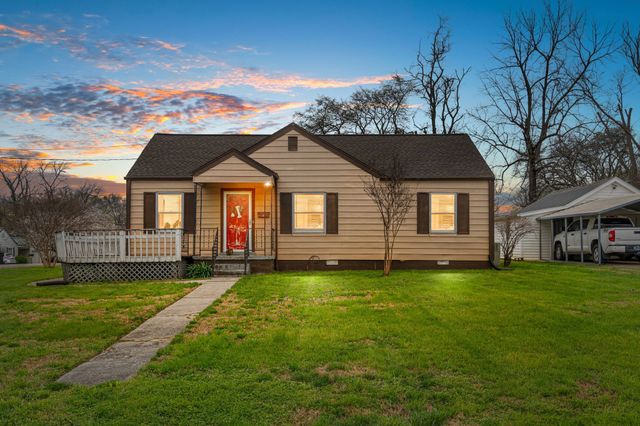 418 Lynn St, Murfreesboro, TN 37129