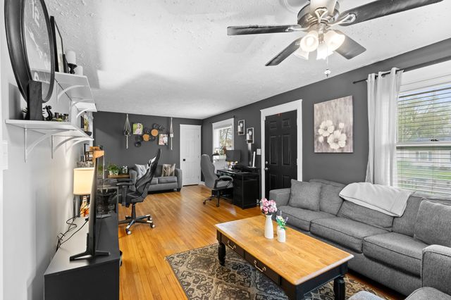 418 Lynn St, Murfreesboro, TN 37129