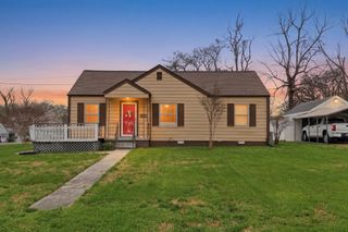 418 Lynn St, Murfreesboro, TN 37129