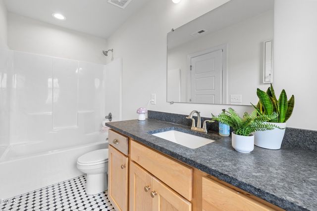 1206 Pond Side Drive, Creedmoor, NC 27522