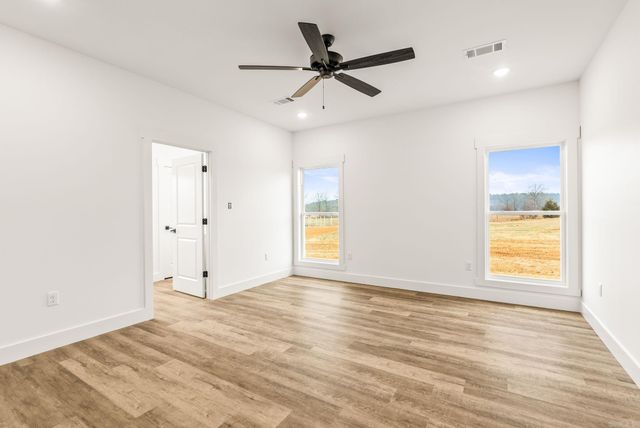 6 Republican Meadow Lane, Greenbrier, AR 72058