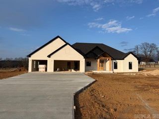 6 Republican Meadow Lane, Greenbrier, AR 72058