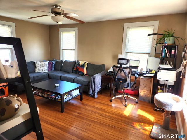 118 Grove Street, Middletown, CT 06457