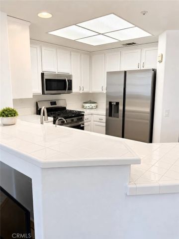 130 S Barranca 314, West Covina, CA 91791