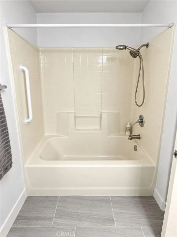 130 S Barranca 314, West Covina, CA 91791