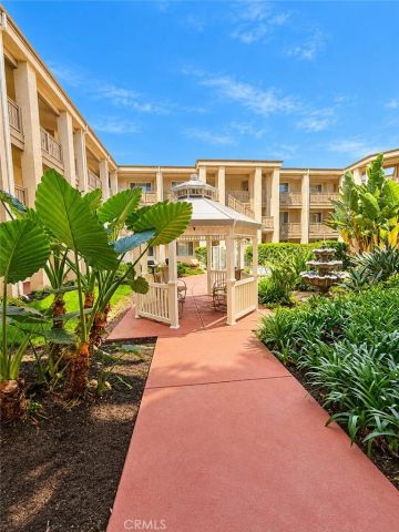 130 S Barranca 314, West Covina, CA 91791