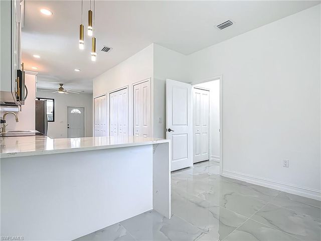 3705 8th ST SW, Lehigh Acres, FL 33976