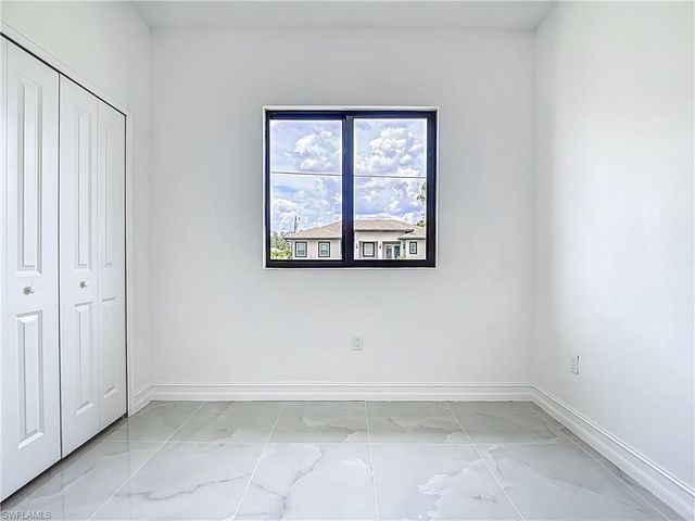 3705 8th ST SW, Lehigh Acres, FL 33976