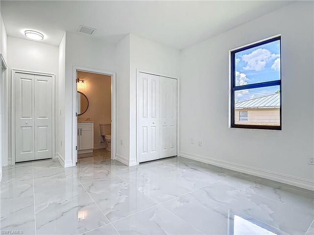 3705 8th ST SW, Lehigh Acres, FL 33976