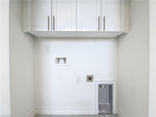 3705 8th ST SW, Lehigh Acres, FL 33976