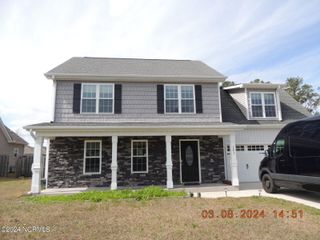 783 Jim Grant Avenue, Sneads Ferry, NC 28460