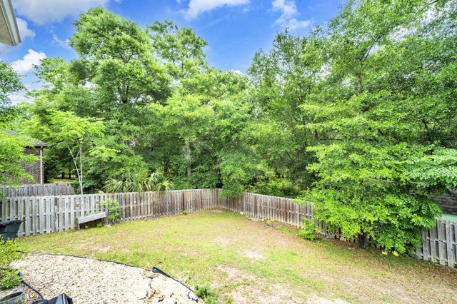 434 Mango Lane, Freeport, FL 32439