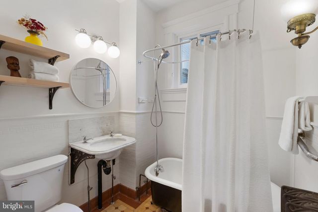 3009 GUILFORD AVE, Baltimore, MD 21218