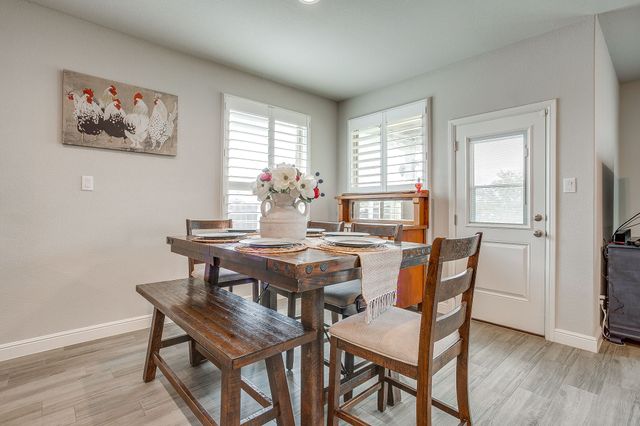 1201 Kerrville Lane, Weatherford, TX 76087