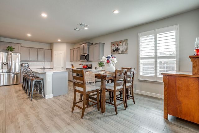 1201 Kerrville Lane, Weatherford, TX 76087