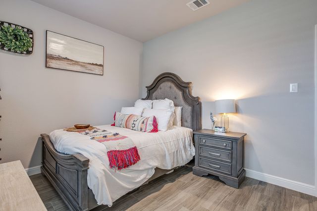 1201 Kerrville Lane, Weatherford, TX 76087