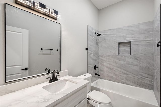 612 SE County Road 3048C, Corsicana, TX 75109