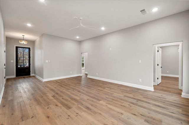 612 SE County Road 3048C, Corsicana, TX 75109