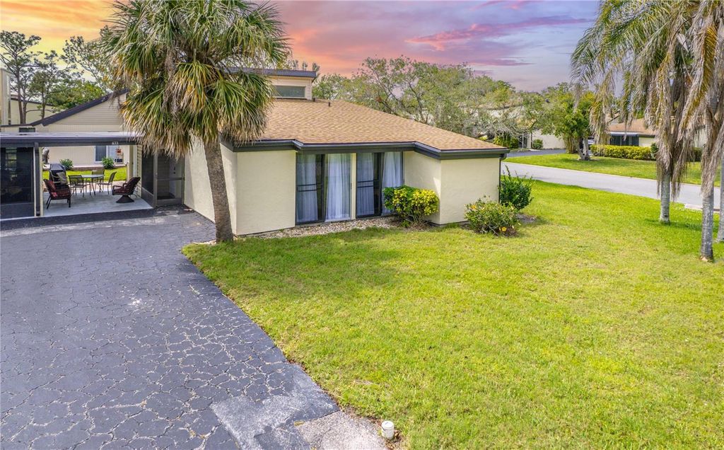 633 WHITE PINE TREE ROAD 27, Venice, FL 34285