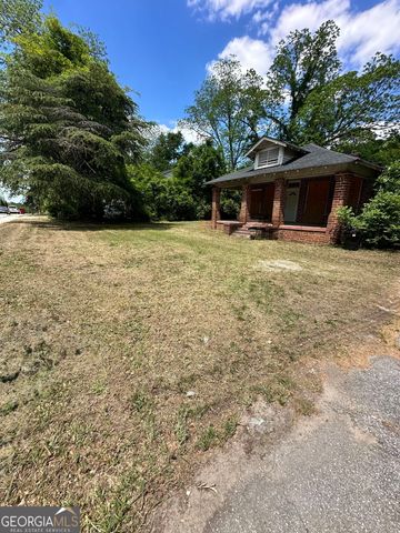 3727 Log Cabin Dr, Macon, GA 31204