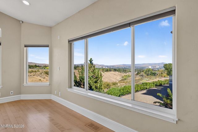 2535 Manzanita Lane, Reno, NV 89509