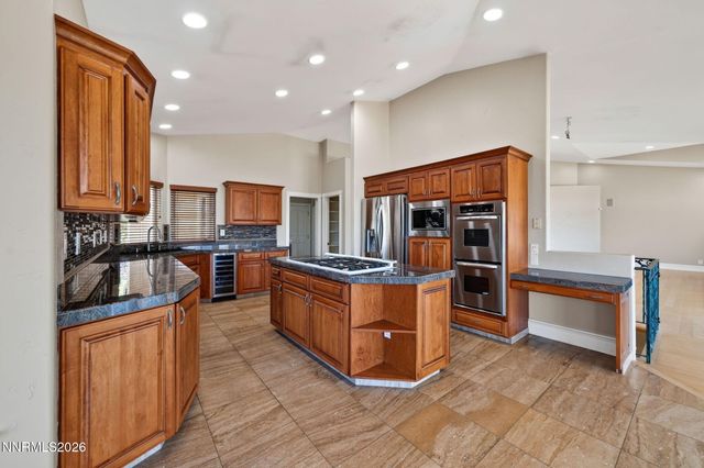 2535 Manzanita Lane, Reno, NV 89509