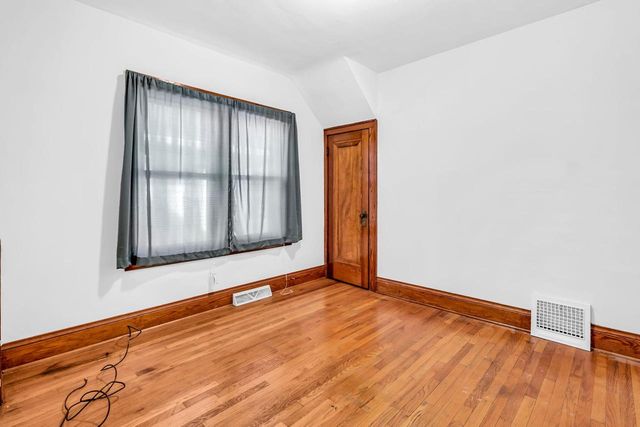 6720 31st AVENUE, Kenosha, WI 53142