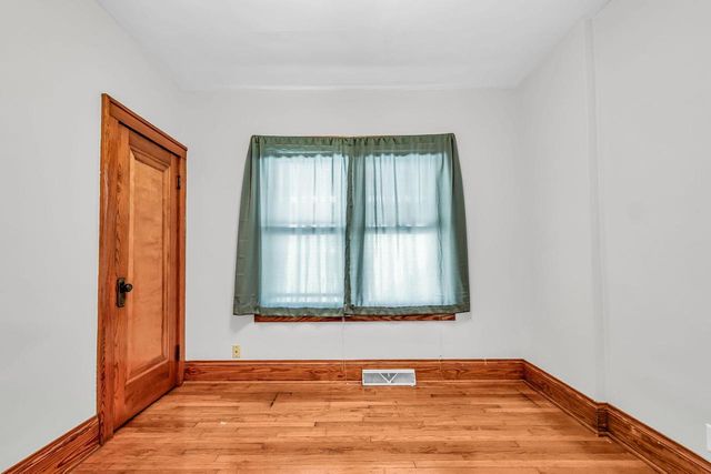 6720 31st AVENUE, Kenosha, WI 53142