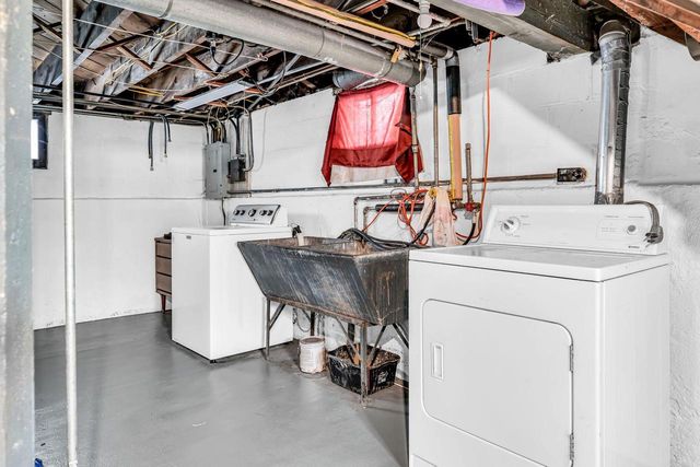 6720 31st AVENUE, Kenosha, WI 53142