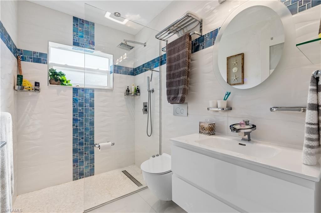 Image 32 of property listing at 2126 SW 47th ST, Cape Coral, FL 33914