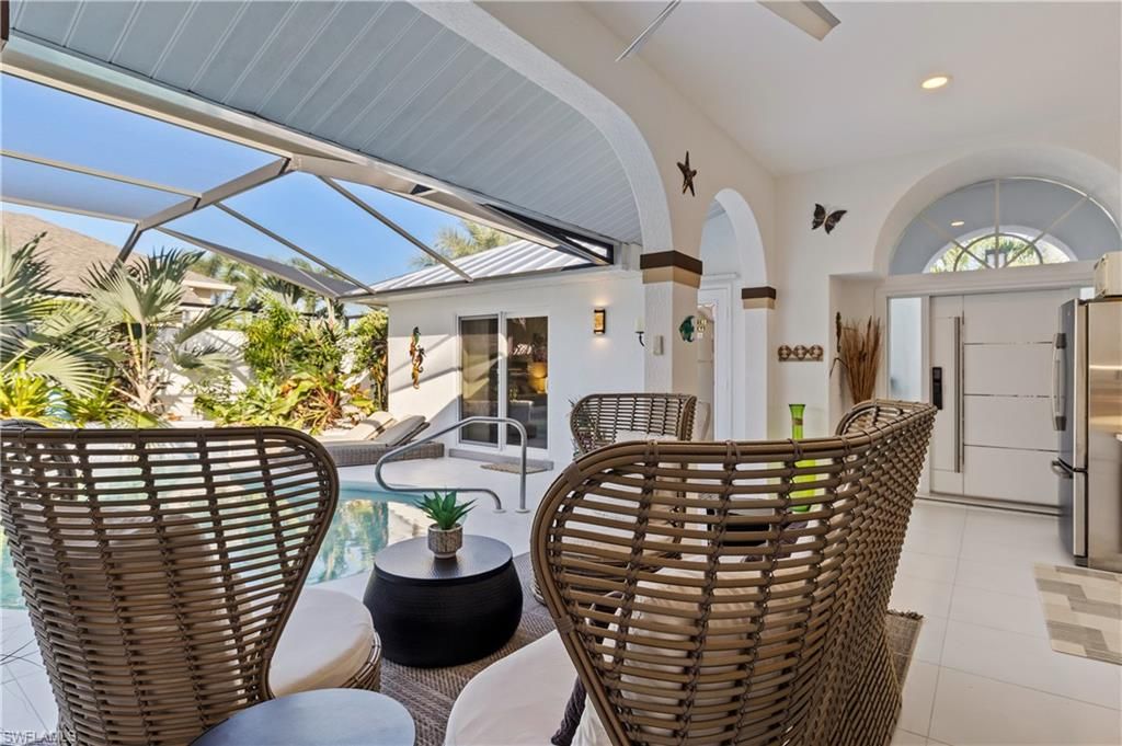 Image 4 of property listing at 2126 SW 47th ST, Cape Coral, FL 33914