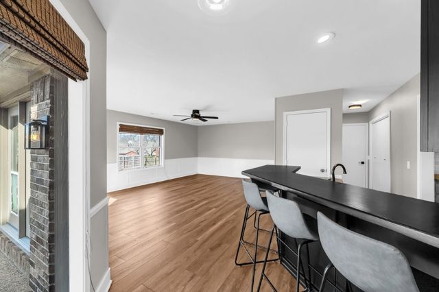 209 El Contento Drive, Bentonville, AR 72712