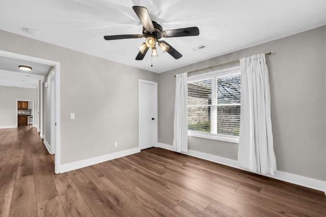 209 El Contento Drive, Bentonville, AR 72712