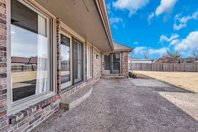 209 El Contento Drive, Bentonville, AR 72712